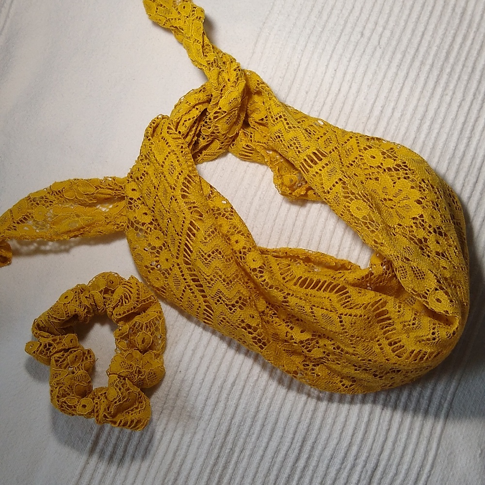 NWOT H&M stretchy-lace hair scarf * 2-piece